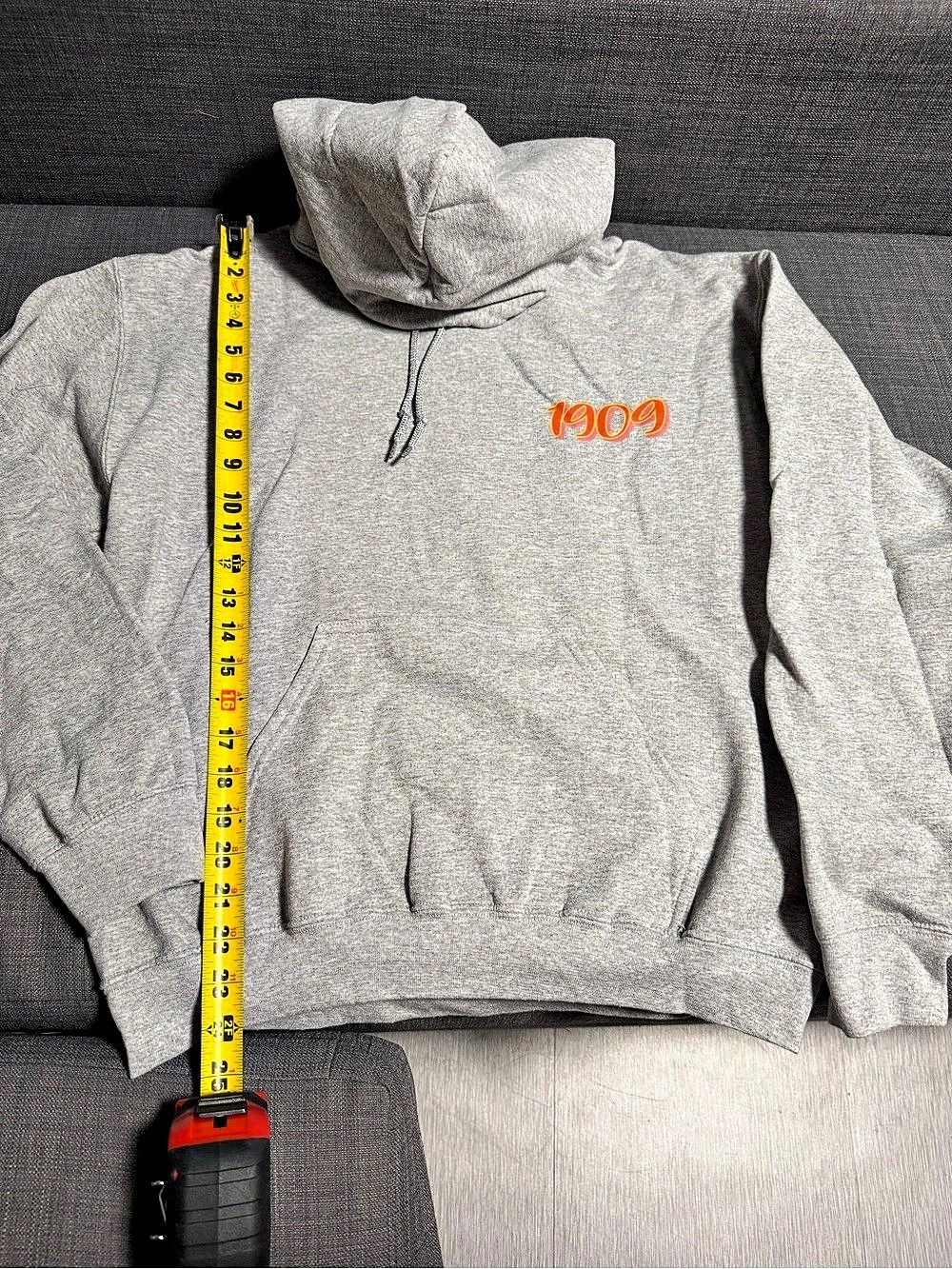 AEPHI Sweatshirt Gray Graphic Hoodie Medium